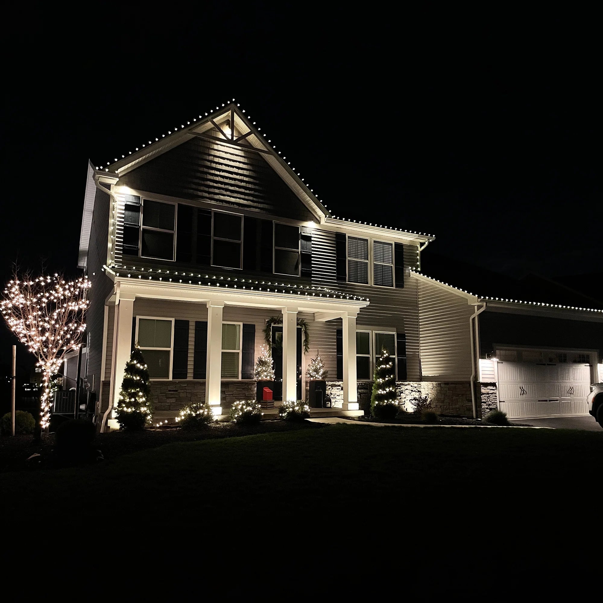 Set of 100 White Faceted LED C9 Christmas Lights